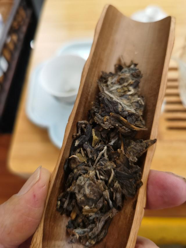 2018年下关磨烈古树饼茶评测